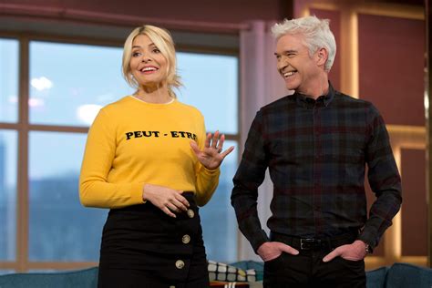 holly willoughby leaked|Phillip Schofield reignites feud with Holly Willoughby。